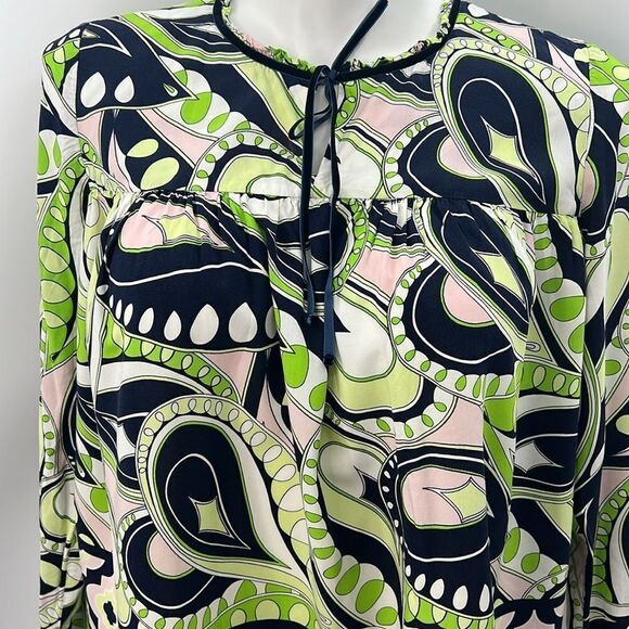 Crown & Ivy medium long sleeve retro print long sleeve top - Picture 2 of 5